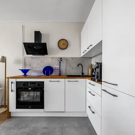 Διαμέρισμα Hala Mirowska - 9th Floor, View - By Rentujemy Βαρσοβία