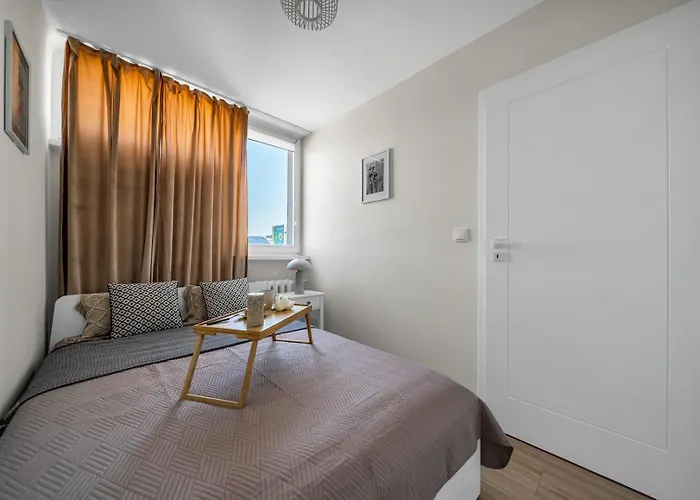 Apartament Hala Mirowska - 9th Floor, View - By Rentujemy *